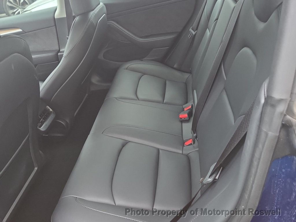 Tesla Model 3 RWD photo 2