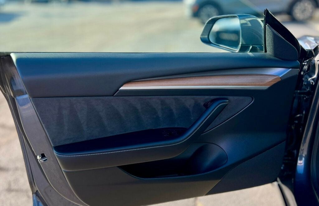 2023 Tesla Model 3 RWD - 22946396 - 10