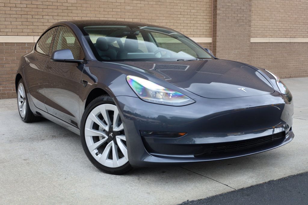 2023 Tesla Model 3 photo 4