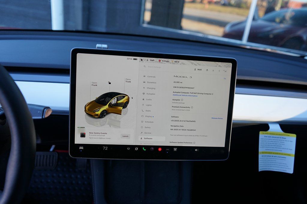 2023 Tesla Model 3 RWD - 22947758 - 17