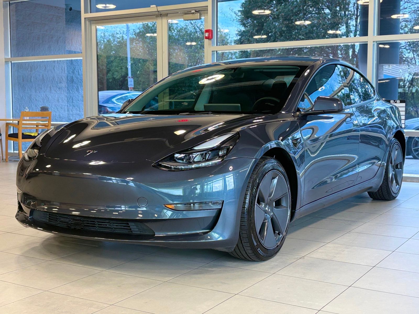 2023 Tesla Model 3 photo 4