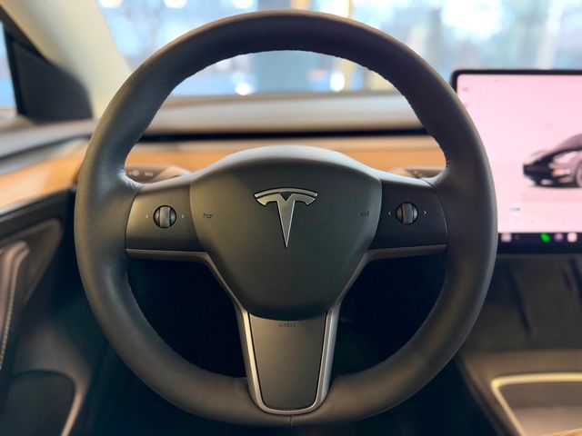 2023 Tesla Model 3 RWD - 22965344 - 24