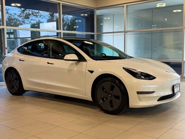 2023 Tesla Model 3 -'s photo