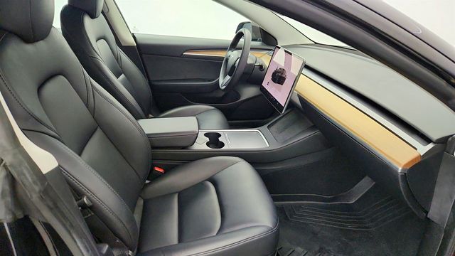 2023 Tesla Model 3 RWD w/ 18'' Wheels & Autopilot - 23000698 - 27