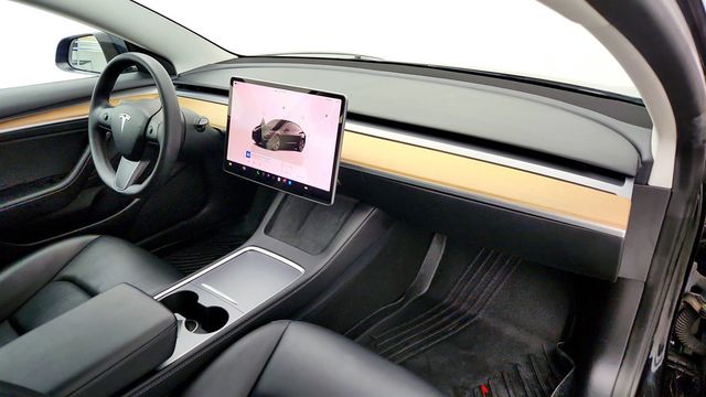 2023 Tesla Model 3 RWD w/ 18'' Wheels & Autopilot - 23000698 - 28