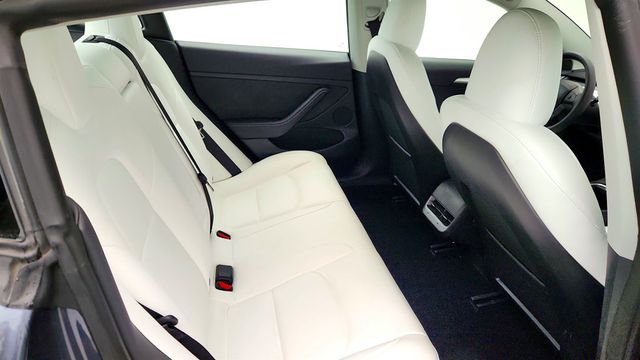 2023 Tesla Model 3 RWD w/ 19'' Sport Wheels & White/Black Premium Seat Trim - 23010103 - 26