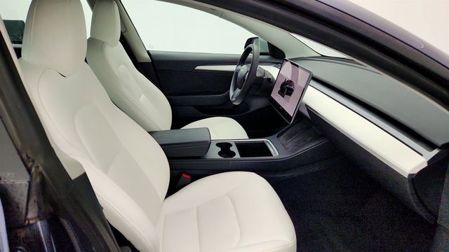 2023 Tesla Model 3 RWD w/ 19'' Sport Wheels & White/Black Premium Seat Trim - 23010103 - 27