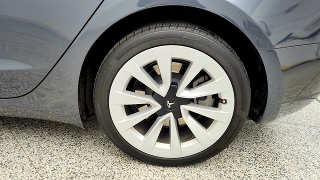2023 Tesla Model 3 RWD w/ 19'' Sport Wheels & White/Black Premium Seat Trim - 23010103 - 8