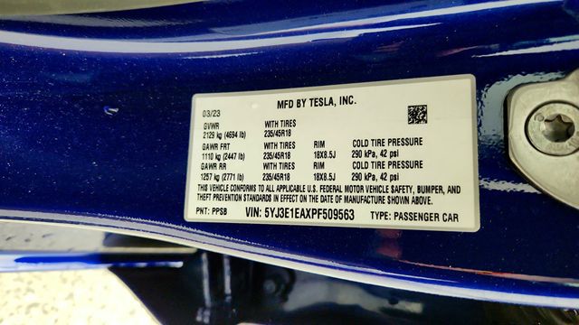 2023 Tesla Model 3 RWD w/ Autopilot - 23007087 - 22