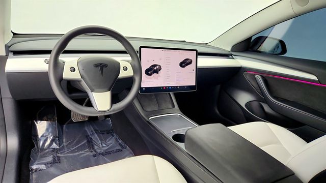 2023 Tesla Model 3 RWD w/ White & Black Premium Interior - 22993608 - 10