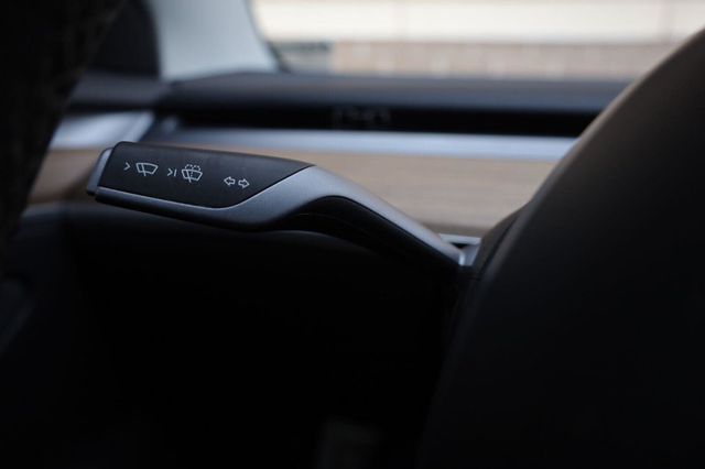2023 Tesla Model 3 Standard Range Plus - 23055972 - 30