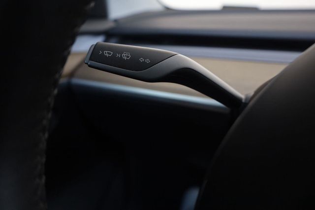 2023 Tesla Model 3 Standard Range Plus - 23058274 - 29