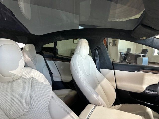 2023 Tesla Model S AWD - 22375382 - 18