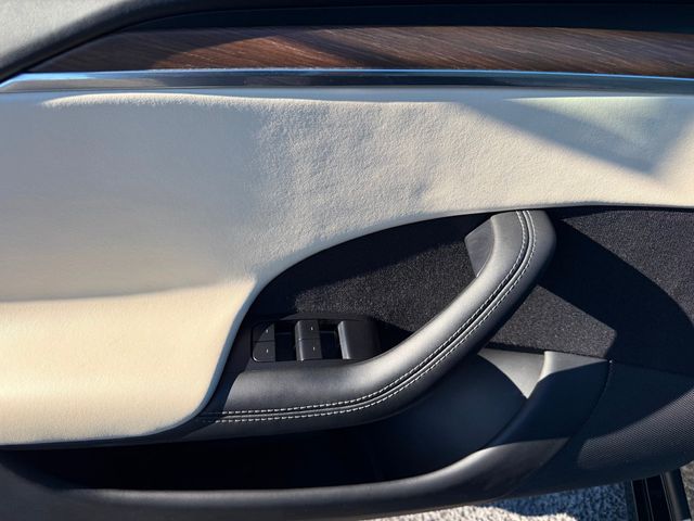 2023 Tesla Model S AWD - 22978047 - 21
