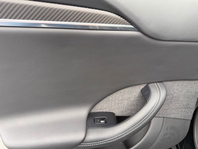2023 Tesla Model S **MODEL S PLAID**COMPUTER 4**BLACK ON BLACK**21" OEM WHEELS** - 23018474 - 25