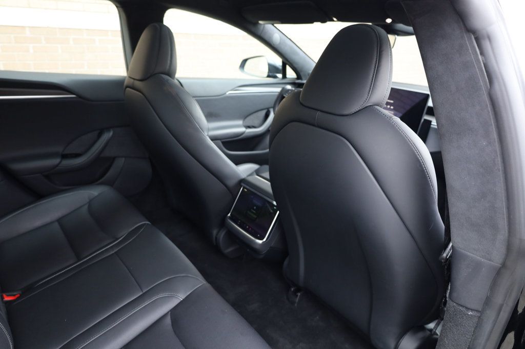 2023 Tesla Model S Plaid AWD photo 23