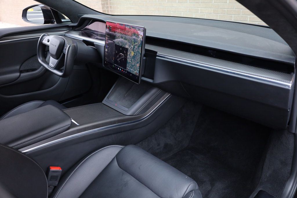 2023 Tesla Model S Plaid AWD photo 29