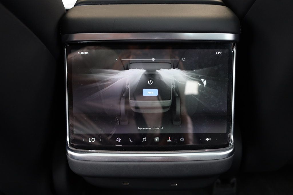 2023 Tesla Model S Plaid AWD photo 36