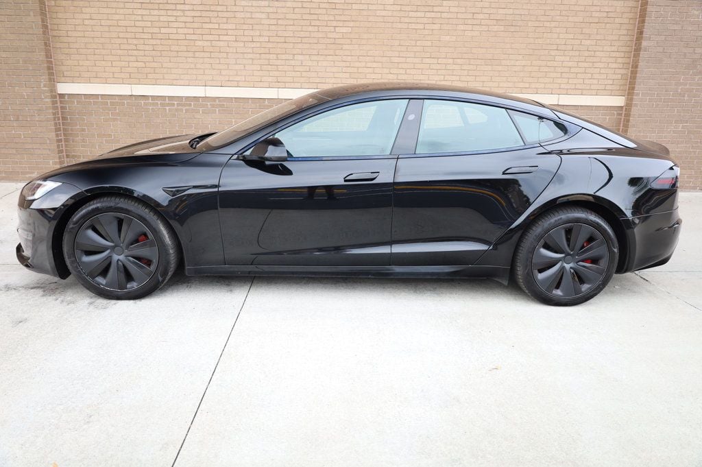 2023 Tesla Model S Plaid AWD photo 3