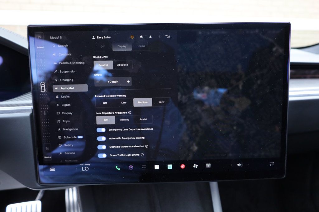 2023 Tesla Model S Plaid AWD photo 38