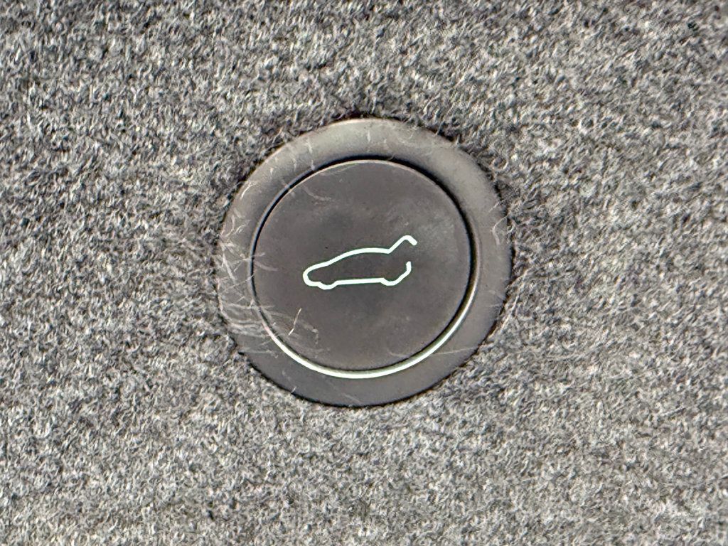 2023 Tesla Model S Plaid AWD - 22952834 - 27