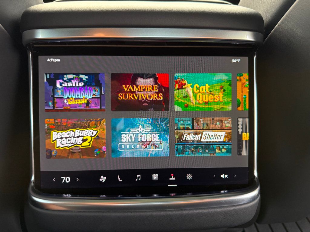 2023 Tesla Model S Plaid AWD - 22952834 - 31