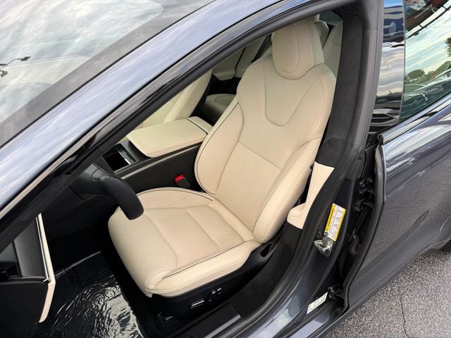 2023 Tesla Model S Plaid AWD - 22960419 - 9