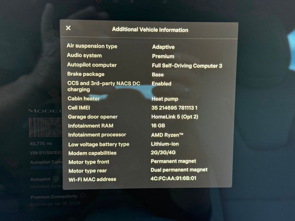 2023 Tesla Model S Plaid AWD - 22960419 - 17