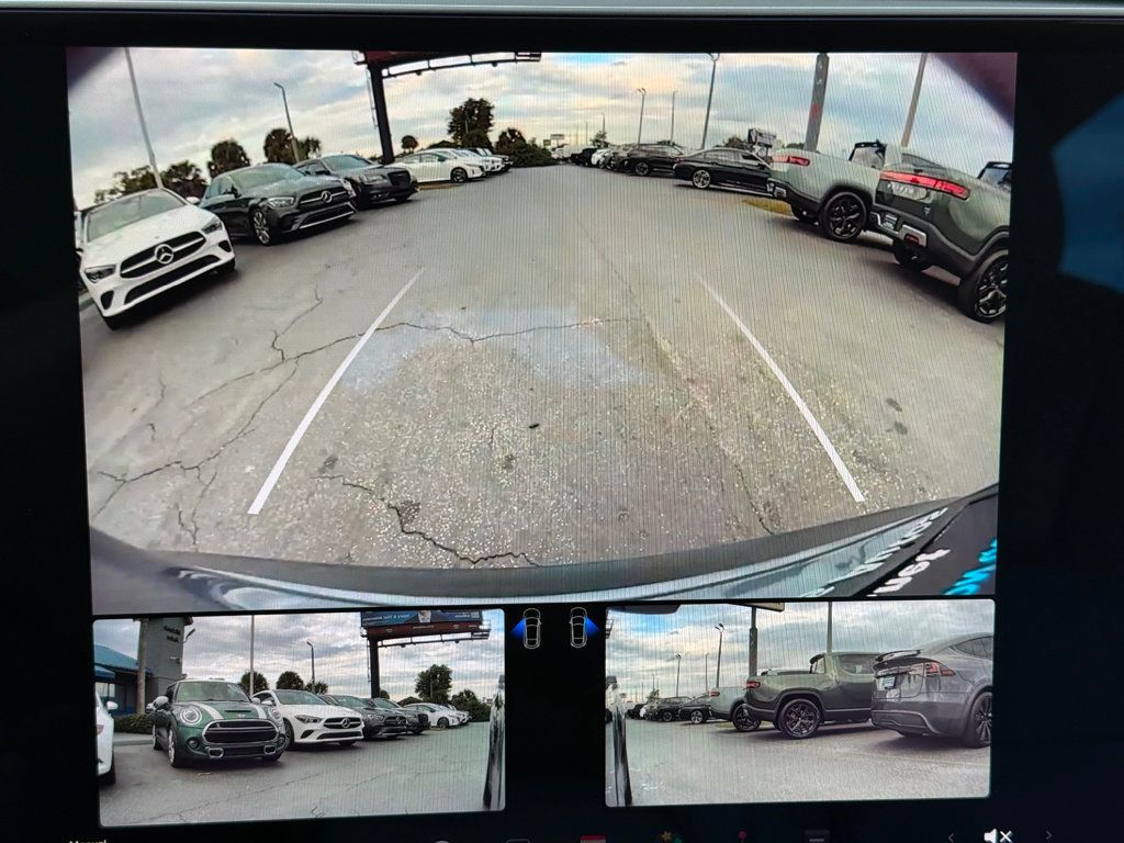 2023 Tesla Model S Plaid AWD - 22960419 - 18