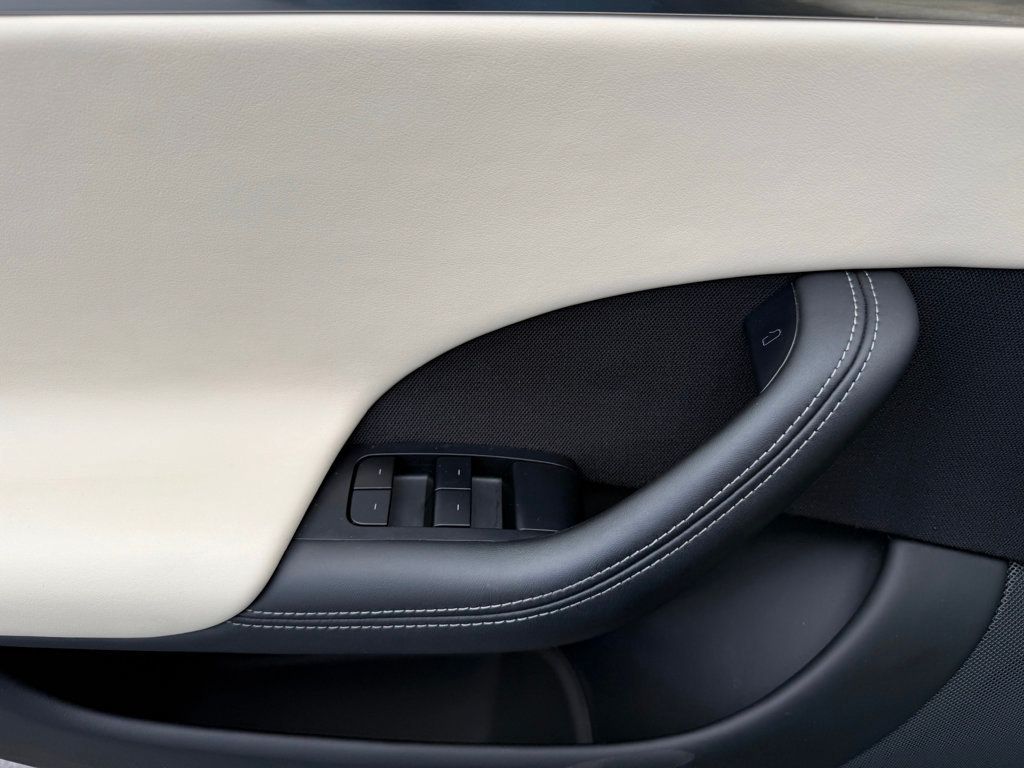 2023 Tesla Model S Plaid AWD - 22960419 - 21