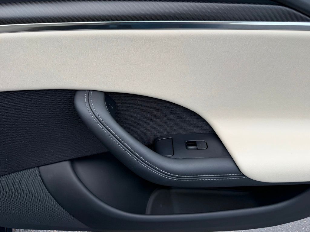 2023 Tesla Model S Plaid AWD - 22960419 - 36