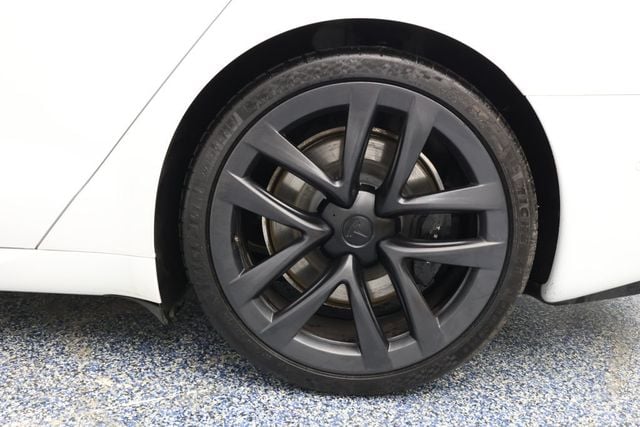 2023 Tesla Model S Plaid AWD - 22938786 - 5