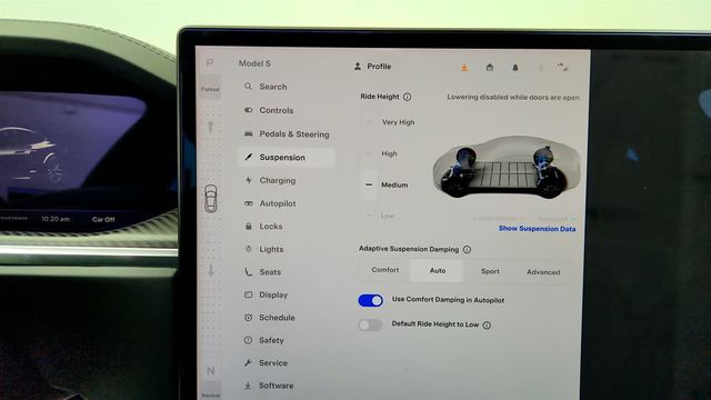 2023 Tesla Model S Plaid AWD w/ Autopilot, 17'' Touchscreen & Yoke Steering Wheel - 22997425 - 17