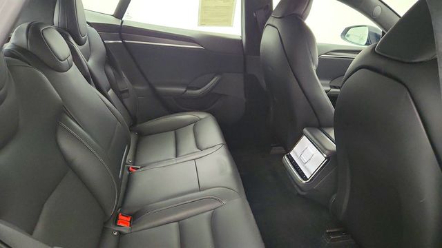 2023 Tesla Model S Plaid AWD w/ Autopilot, 17'' Touchscreen & Yoke Steering Wheel - 22997425 - 26