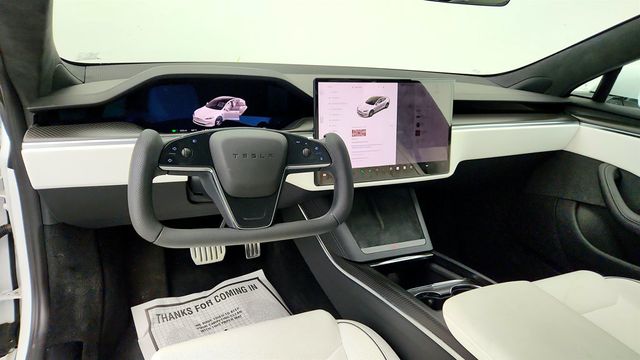 2023 Tesla Model S Plaid AWD w/ White & Black Premium Interior & Yoke Steering - 23035604 - 10