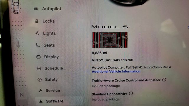 2023 Tesla Model S Plaid AWD w/ White & Black Premium Interior & Yoke Steering - 23035604 - 12