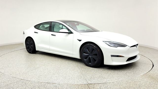 2023 Tesla Model S Plaid AWD w/ White & Black Premium Interior & Yoke Steering - 23035604 - 2