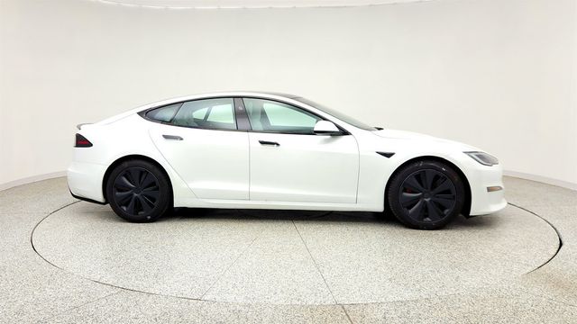 2023 Tesla Model S Plaid AWD w/ White & Black Premium Interior & Yoke Steering - 23035604 - 3