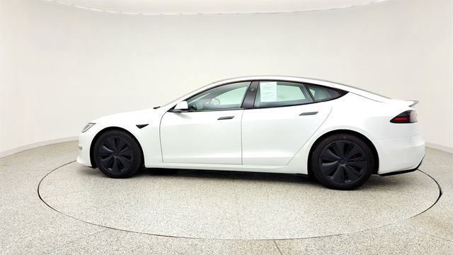 2023 Tesla Model S Plaid AWD w/ White & Black Premium Interior & Yoke Steering - 23035604 - 7