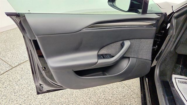 2023 Tesla Model S Plaid AWD w/ Yoke Steering Wheel - 23076128 - 10