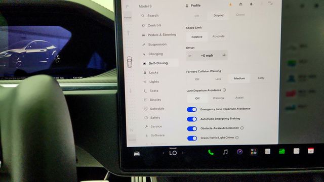2023 Tesla Model S Plaid AWD w/ Yoke Steering Wheel - 23076128 - 21