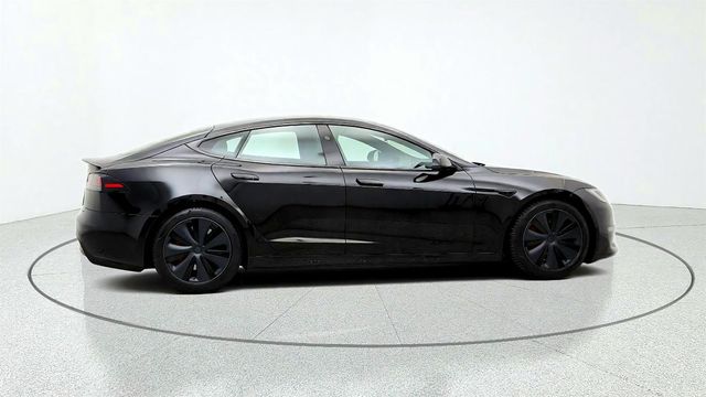 2023 Tesla Model S Plaid AWD w/ Yoke Steering Wheel - 23076128 - 3