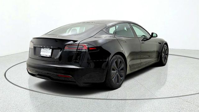 2023 Tesla Model S Plaid AWD w/ Yoke Steering Wheel - 23076128 - 4