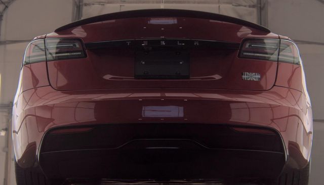 2023 Tesla Model S Plaid HW4 AWD  - 23094481 - 2