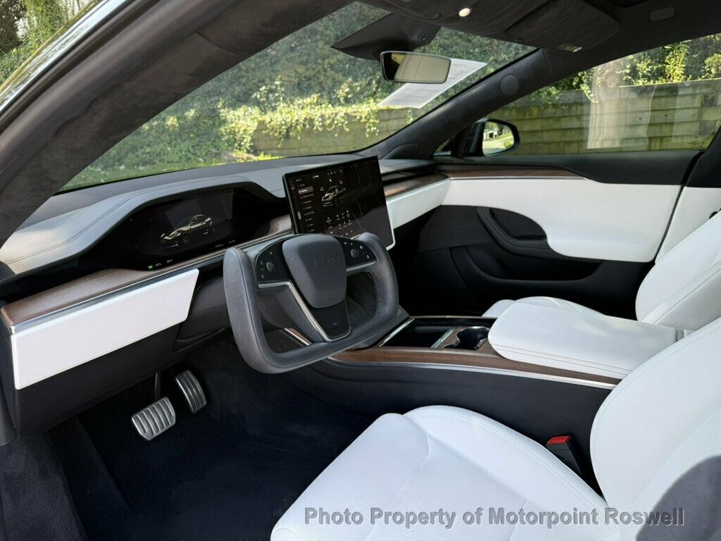 Tesla Model S Standard Range AWD photo 10