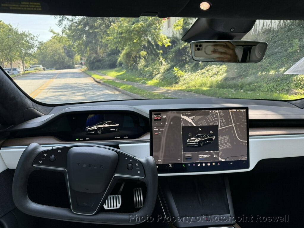 Tesla Model S Standard Range AWD photo 17