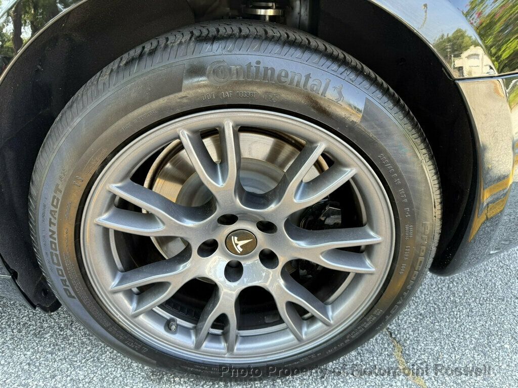 Tesla Model S Standard Range AWD photo 24