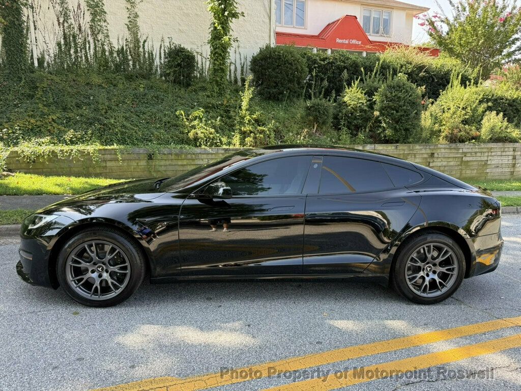 Tesla Model S Standard Range AWD photo 4