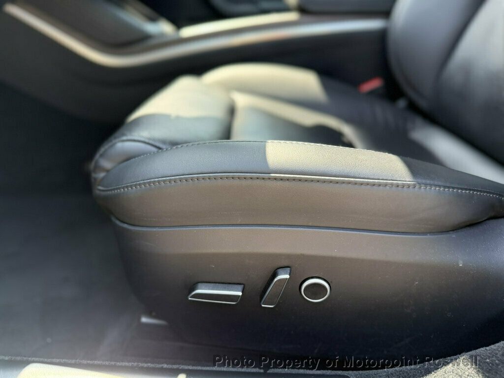 Tesla Model S photo 12