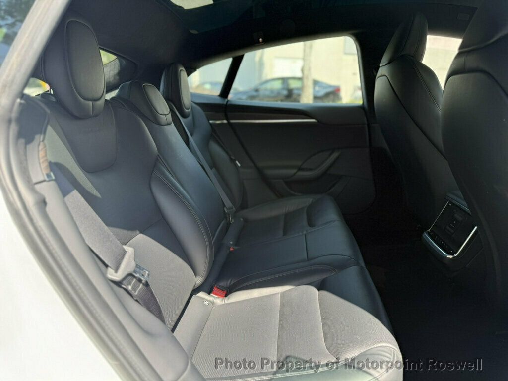Tesla Model S photo 18